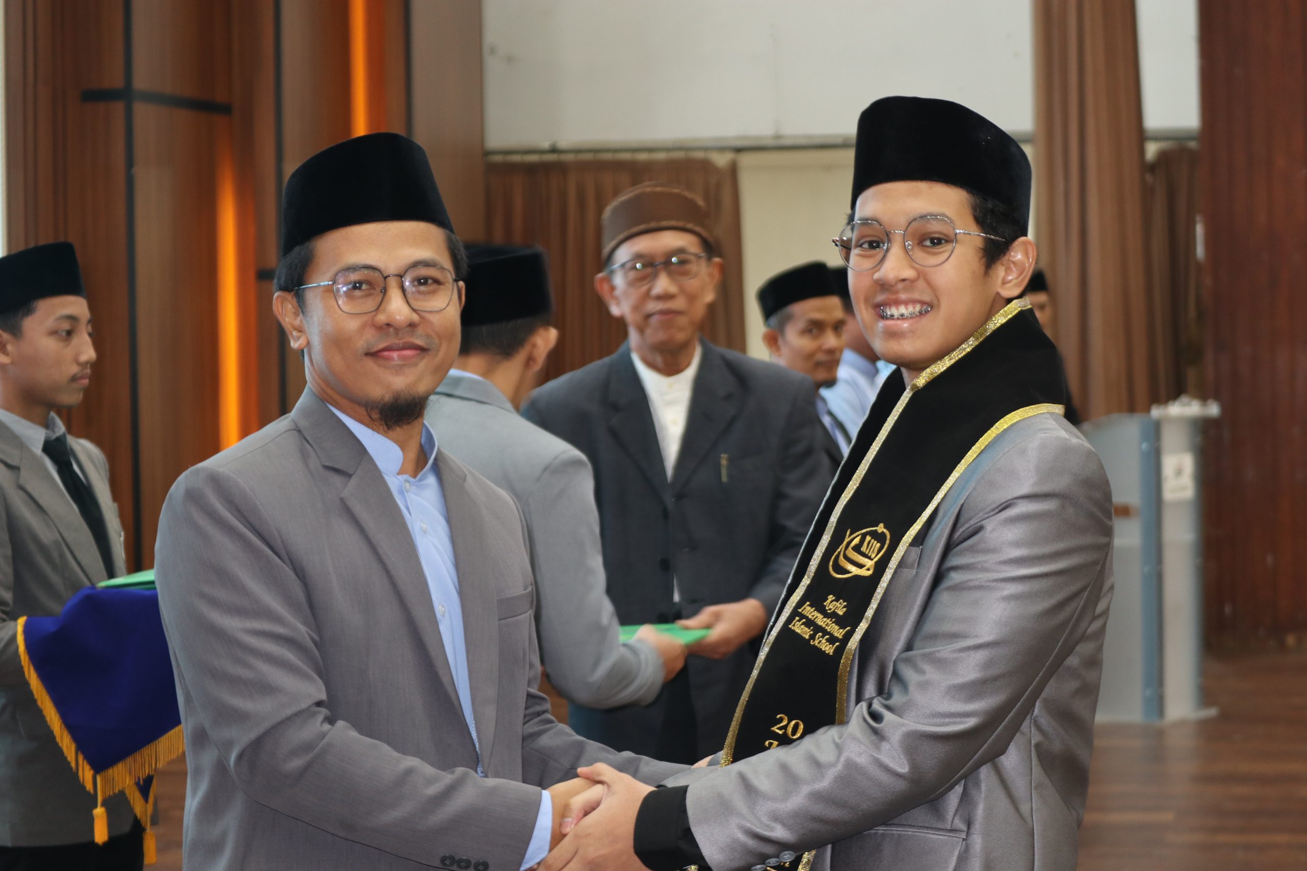 Wisuda Akbar Angkatan 14 Pesantren Kafila, Wisudawan Dapat 4 Sanad Al Quran
